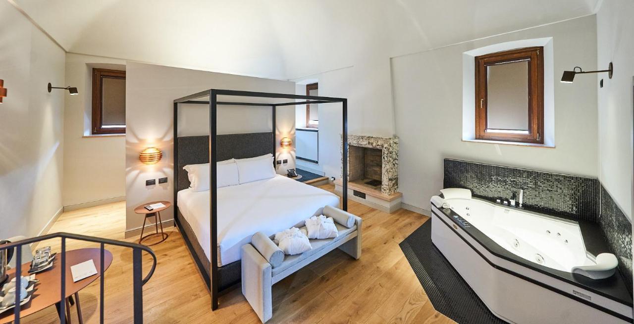 Relais Cascina Era Hotel Sandigliano ภายนอก รูปภาพ